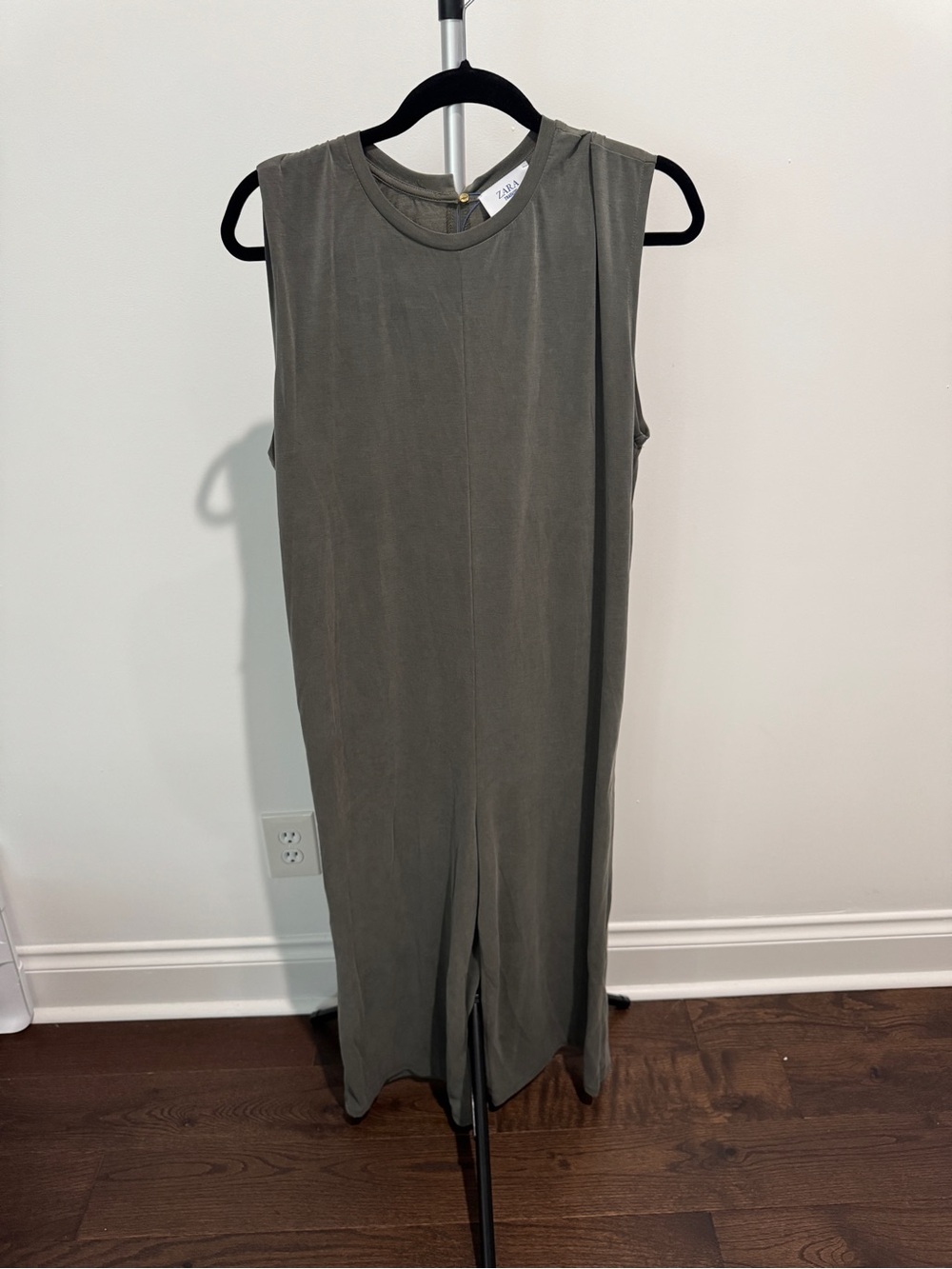 Zara Olive Green Sleeveless Jumpsuit
